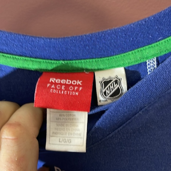 Vancouver Canucks Reebok Long Sleeved Shirt Size Mens Large L NHL Hockey Team - Picture 2 of 4